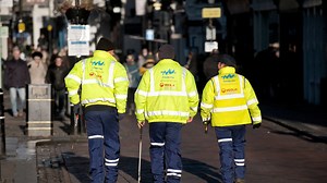 More than 1.5 million council workers offered pay increase of 3.2%, as lowest paid workers to get £6,000 increase | LBC
