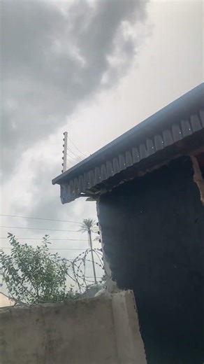 Electric fence maintenance #electricfence #electricfencing