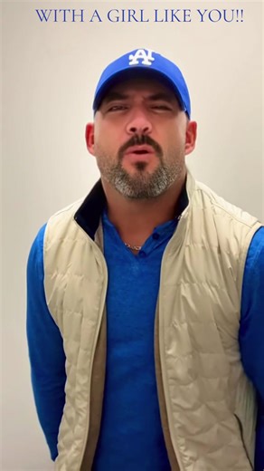 Chris Robinson (@chrisrobinson696)’s videos with original sound - Chris Robinson