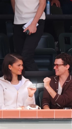 Spider-Couple Theory 🕷️💘 Real Superpower? Dating His Co-Star 🕷️💘