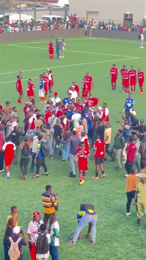 Semaji akiwa na Mwali