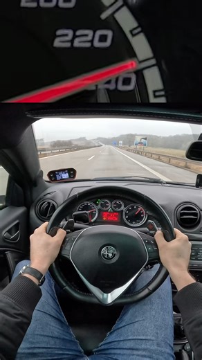 Petrolhead Number One | Prędkość maksymalna Alfy Romeo Mito w wersji Veloce. Pod maską 1.4 MultiAir skonfigurowany z automatyczną skrzynią biegów.🔥💯 #AlfaRomeo... | Instagram