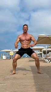 HIIT Beach Workout 🏋️‍♀️ Jumping Jacks / Sumo Squats / Pushups / Bridge Hip Raise / Lunges / Lying Heel Touches Workout 40 sec / Rest 20 Sec / 3 Rounds 🔥 @robinsonclub 💪 Start your day right ✅ | Markus Ertelt