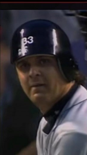Larry Walker Goes Right-Handed?! Helmet Backwards Moment You Won’t Forget