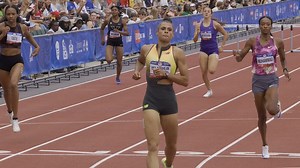Sydney McLaughlin-Levrone flies in 400m hurdles semifinal