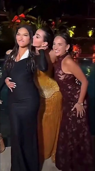 لاتنسوا متابعتي يا حلوين🤍👀 @Sara Alwari @Ghaith Marwan #100k #اكسبلورexplore #سارة_الورع #غيث_مروان