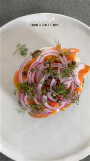 Lox Bagel Assembly for an ordinary day #loxbagel #newyork