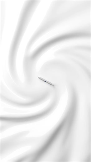 Salutiamo R3 Factor e diamo il benvenuto alla Renewing Skin Crème: stessa formula con un look totalmente rinnovato! 😍 Ripristina la lucentezza della tua pelle per un aspetto più giovane grazie a questa ricca combinazione di gel di aloe vera puro estratto dall’interno della foglia di aloe, collagene solubile, squalano d’oliva, alfa-idrossiacidi e vitamine A ed E, ciascuna essenziale per una pelle dall’aspetto più sano. Renewing Skin Crème aiuterà la tua pelle a trattenere la sua naturale idrataz