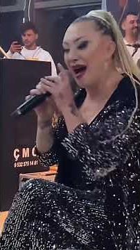 Güllü's Last Concerts Made Everyone Cry