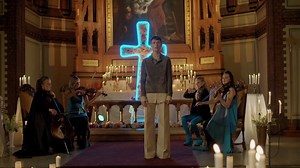 Er O helga natt fra NRK P3 og SKAM årets TV-øyeblikk? Gå inn på rikstv.no/gullruten og stem på din favoritt! | RiksTV