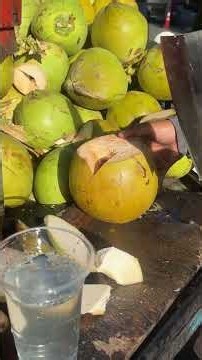 Amazing Freestyle Coconut Cutting Skills