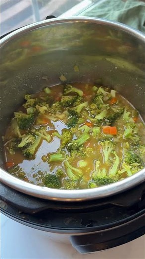 Instant Pot High Protein Broccoli Cheddar Soup