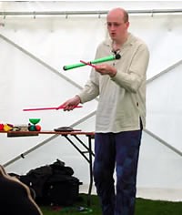 Devilstick Tricks - Steve the Juggler aka Stevie Vegas