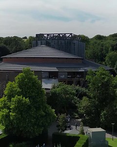 Join us at Glyndebourne for our summer Festival of world class opera. Enjoy a performance in our auditorium, and a picnic in one of the most evocative and beautiful spots in the country. Book now to avoid disappointment | Glyndebourne