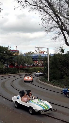 🚨 Tomorrowland Speedway at Disney World