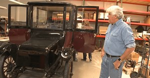 Jay Leno is "restomodding" a 1914 Detroit Electric car [Video]