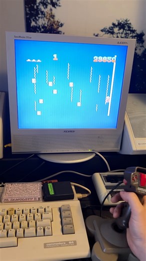 38K views · 383 reactions | Bardzo często pytacie czy kultowa Montezumę na Commodore 64 da się przejść? Oczywiście, że się da, zaraz Wam pokaże! #commodore #retrogaming #retro #retroexe | Retro.exe | Facebook