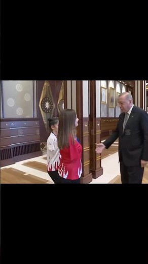 Paralympic Athletes Shock Turkey President in 0.000001s | Epic Planet Fails TV Moment