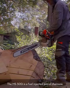 The world’s first fuel injected chainsaw... STIHL’s MS 500i is not only a marvel of technology, but also a powerful beast with near instant acceleration and an unbelievable power to weight ratio. 🏡 See why you need it in your kit here - https://blog.stihl.com.au/chainsaws-by-stihl-choosing-the-right-tool/ | STIHL