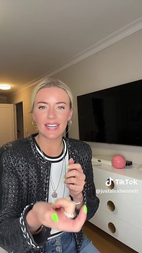 Alex Bennett (@justalexbennett)’s videos with original sound - Alex Bennett