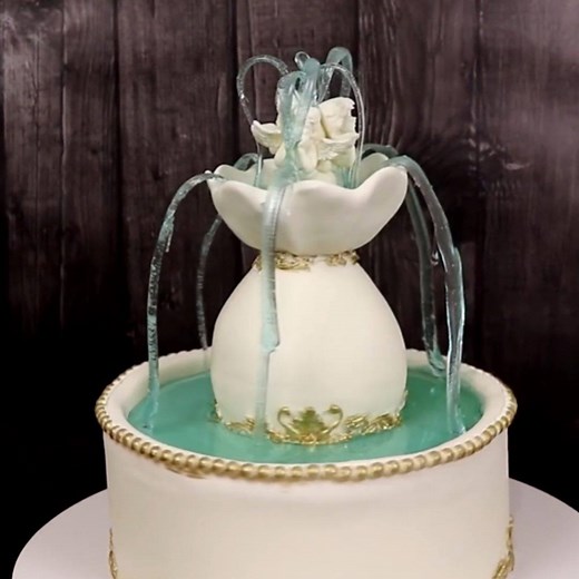 147K views · 1.3K reactions | A 3D fountain cake - simply incredible! ⛲ By: annakaralkina | MetDaan Cakes | Facebook