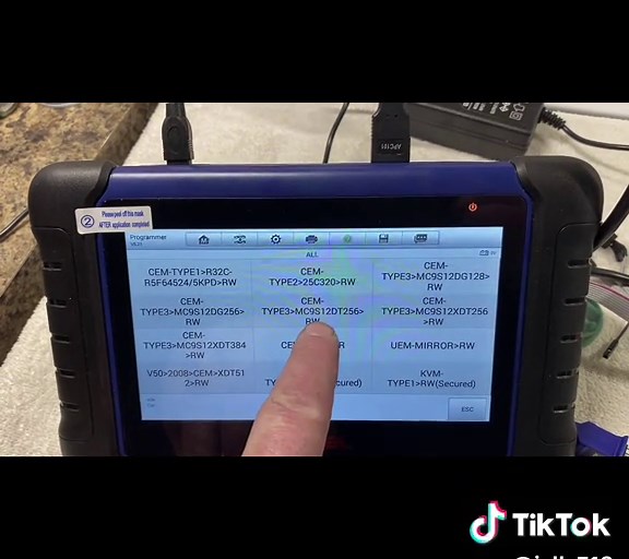 Clonación de Módulos de Control en Land Rover y Volvo