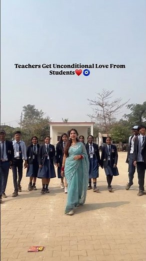 Teachers Get Unconditional Love From Students |#teacherstudentbond #viral #unconditionallove #shorts