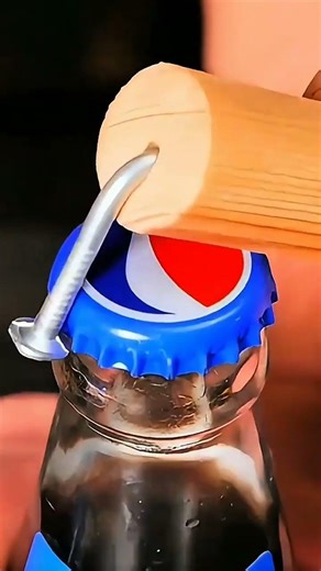 A creative idea for a tool to open bottle caps, simple, practical, and cleverly designed.