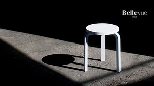 Der Artek Stool 60 von Alvar Aalto wird neunzig