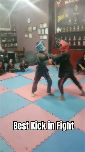 Best kick in Fight #bredanfou #asifcheema #martialarts #karate #fightback