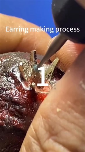 Metal Smiths Community on Instagram: "Video credits: @zqjewellery888 The process of setting diamonds in earrings is rarely shown."