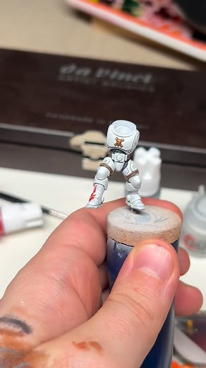 77 reactions · 3 comments | Love the progress of my shite scars project 﫰 . Paints @akinteractive.official Brush @davinci_miniaturebrushes Holder and palette @redgrassgames Tutorial @infernalbrush patreon Link to the products in my bio  | Marcus' Miniatures Painting Studio | Facebook