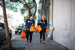 6.6M views · 19K reactions | This #GivingTuesday, join us in getting involved with Meals on Wheels America to make a difference in the lives of seniors across the country: ubr.to/mowvolunteer | Uber | Facebook