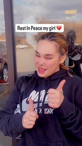 💔 I finally charged up one of my old phone and came across this video of Bonnie Monroe I met Elisha in 2017, my last year in esthetician school. I made a post asking people to come in so I can practice eyebrows, she volunteered and we had been locked in ever since. After coming to me for a couple of years she told me how I inspired her to start a career in the beauty industry. Elisha was so ambitious! She was the first person to sign up for my very first wax class I did and she started taking c