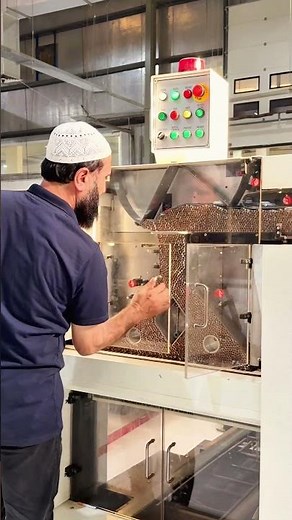 Cigarette Making Machine Performing at Full Capacity