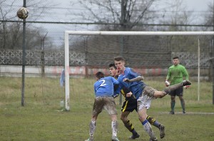 CSS Craiova și Școala de Fotbal „Gică Popescu” și-au împărțit victoriile - GAZETA de SUD