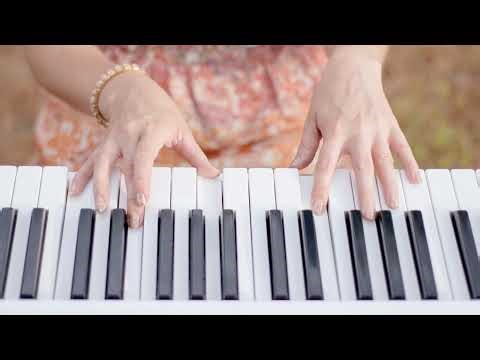 Christmas light backdrop - Streaming Live from my #GoPro