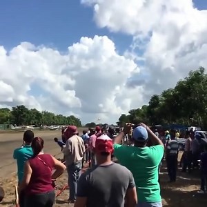 ✈️ Check out these 5 fast facts about the Lancair Evolution, the ultimate high-performance kit aircraft: 1️⃣ Powered by a 750 hp Pratt & Whitney PT6A-135A engine for impressive speed and reliability. 2️⃣ Optional Rough Service Landing Gear (RSLG) allows for backcountry landings on grass, gravel, and other non-paved surfaces. 3️⃣ Boasts a 1,800-pound useful load and a near 300-knot cruise speed. 4️⃣ Carbon fiber airframe ensures durability and strength, ready for rugged adventures. 5️⃣ Ergonomica