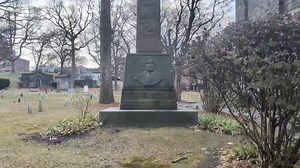 Exploring around the grave of John James Audubon, the French entrepreneur best known for his painting and documenting the birds of America. He published several volumes of ornithological studies and worked to create a complete pictoral record of bird species of North America. Although Audubon is surrounded by controversy, including claims of fraud and plagiarism, as well as his participation in slave trade, many groups retain his name for his contributions to the interests of "birding", though a