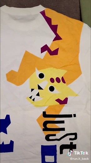 My favorite Nike Tee atm 🥰 #nike #vintagenike #vintage #vintageclothing #3on3basketball #smallbusiness #thriftflip #thrifthaul #DontQuitYourDaydream