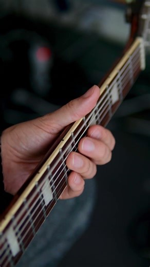 You can do so much with just 0-7-5! Note that I’m in C standard, playing on the E & A string