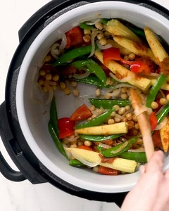 75K views · 340 reactions | More than meets the eye… Multiple cooking functions in one pot. Pressure cook, air fry, slow cook, steam, bake, roast and grill your way to delicious, easy meals in a fraction of the time. | Ninja Kitchen UK | Facebook