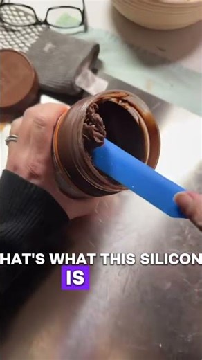 This spatula gets every last drop out #kitchen #lifehack #musthave