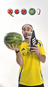 701K views · 10K reactions | La Bota más peligrosa del mundo vs Pierna #futcrunch #drewdoes #rulas47 #soccerchallenge #messi | MoreFutcrunch | Facebook