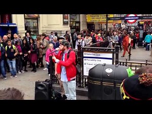 Reeps One - Incredible Human Beatbox on Leicester Square