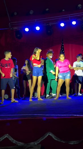 2.5M views · 10K reactions | Inimigos da timidez! Quem é vc no rolê? | Palhaço Fuxiquinho | Facebook