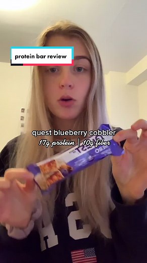 Quest Protein Bar Review: Blueberry Cobbler Flavor