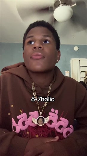 What is 67 Holic? A Deep Dive into an Internet Phenomenon