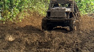 Quién toma mejor la curva? 🔥🏁🏆 #4x4offroad #4x4 #extremesports #todoterreno | Acción Sobre Ruedas 4x4