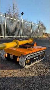 New Tracked Carrier, Aconda 1250PRO for Rutland Cranes